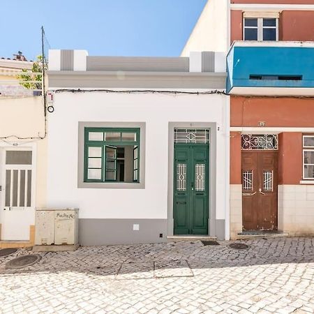 Traditional House: Private Pool And Sunny Terrace Портіман Екстер'єр фото